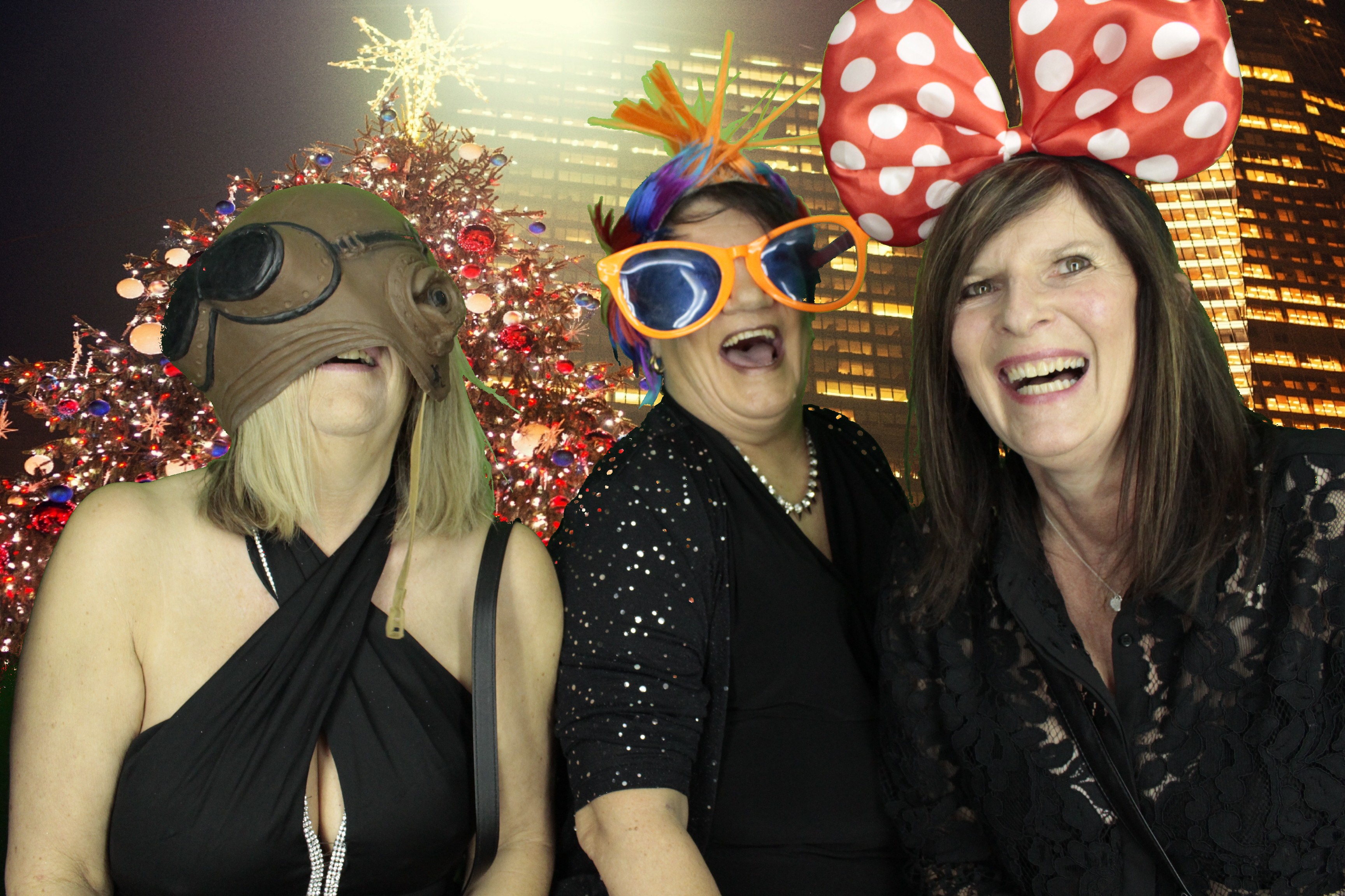 Ocean Network Express Christmas Party 2019 | View more photos from the event at gallery.myphotoboothexperience.co.uk/u/MyPhotoBoothExperienceLtd/Ocean-Network-Express-Christmas-Party-2019